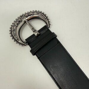 Etro Women’s Crescent Moon Buckle Leather Waist Belt Black Size XL 42/ 105